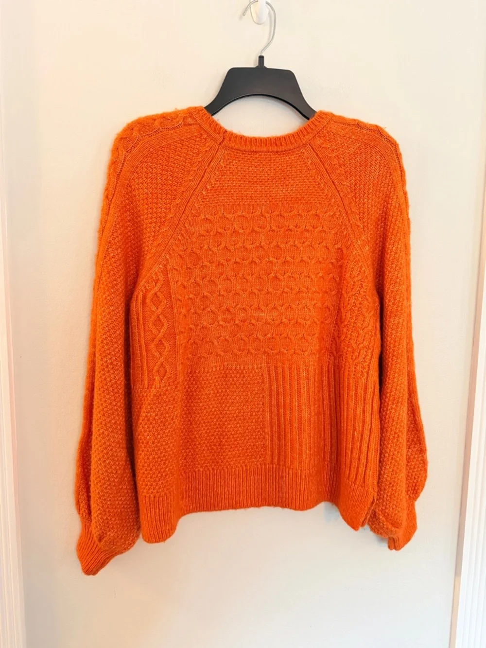 CABI #4038 Harvest Pullover Sweater Amber Orange Medium Cable Knit Chunky Sz XS